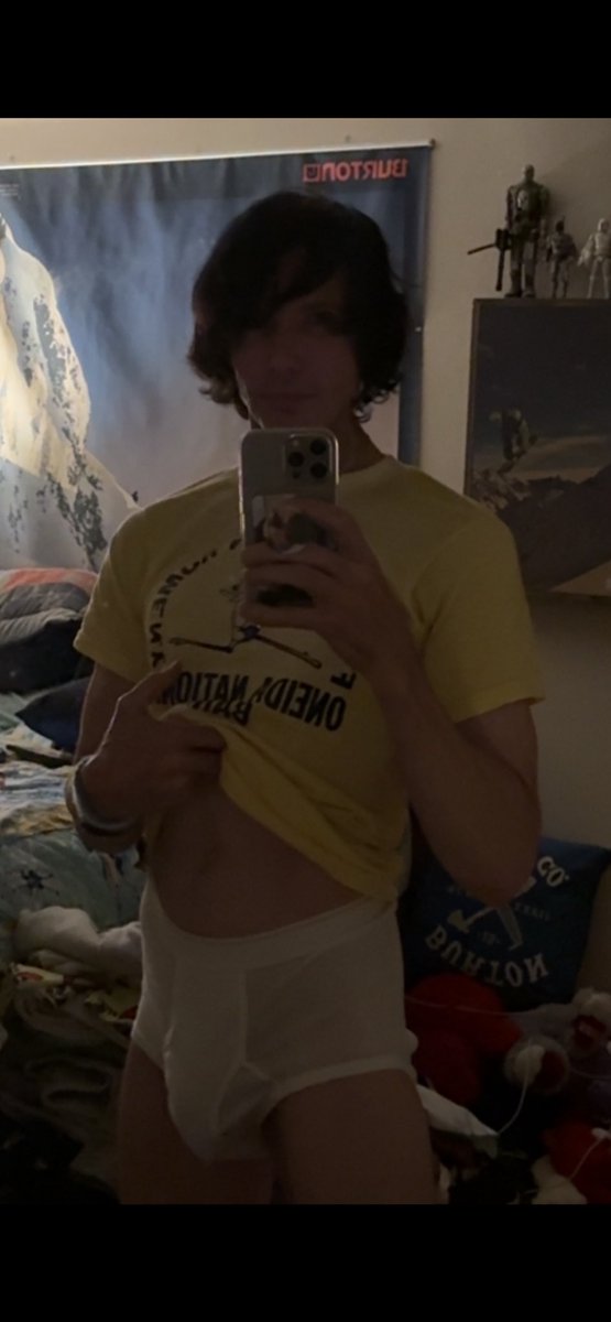 Kol_Cum's tweet photo. FTL only made the single gold stripe golden blend men and boys briefs for three years https://t.co/e7AdJyqm94