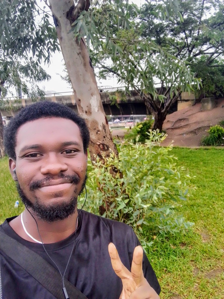 drelakuti's tweet photo. They labelled me cray, the gate of warmth slammed on me face, #thePain I alchemize, #theHate I kept as potential to be unleashed when #thePagans least expects.
#Scarcity feared turned me 20s in my 30s, got no choice but to eat less.
#Porn stayed when #sheLeft, I wank in peace. https://t.co/XVwwyTwMRo