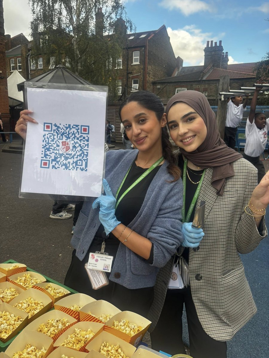 Everyone had an amazing time at our inflatables event last night 😍

#primaryeducation #lionpathways #lovelearning #motivatedlearning #primarycurriculum #primarysolution
<a href="/AaronLionLearn/">Aaron Wright</a> 
<a href="/LionAcTrust/">Lion Academy Trust</a>