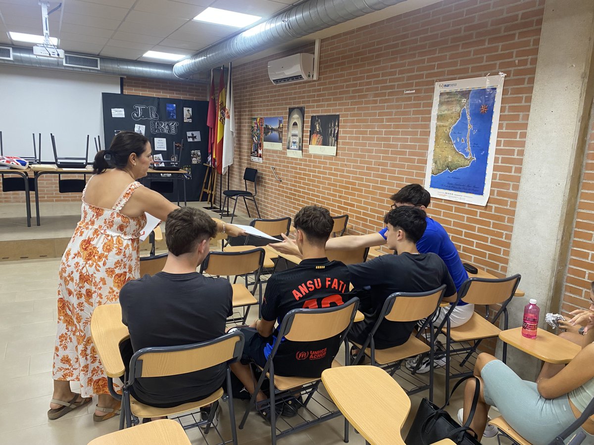 IES La Florida tweet media