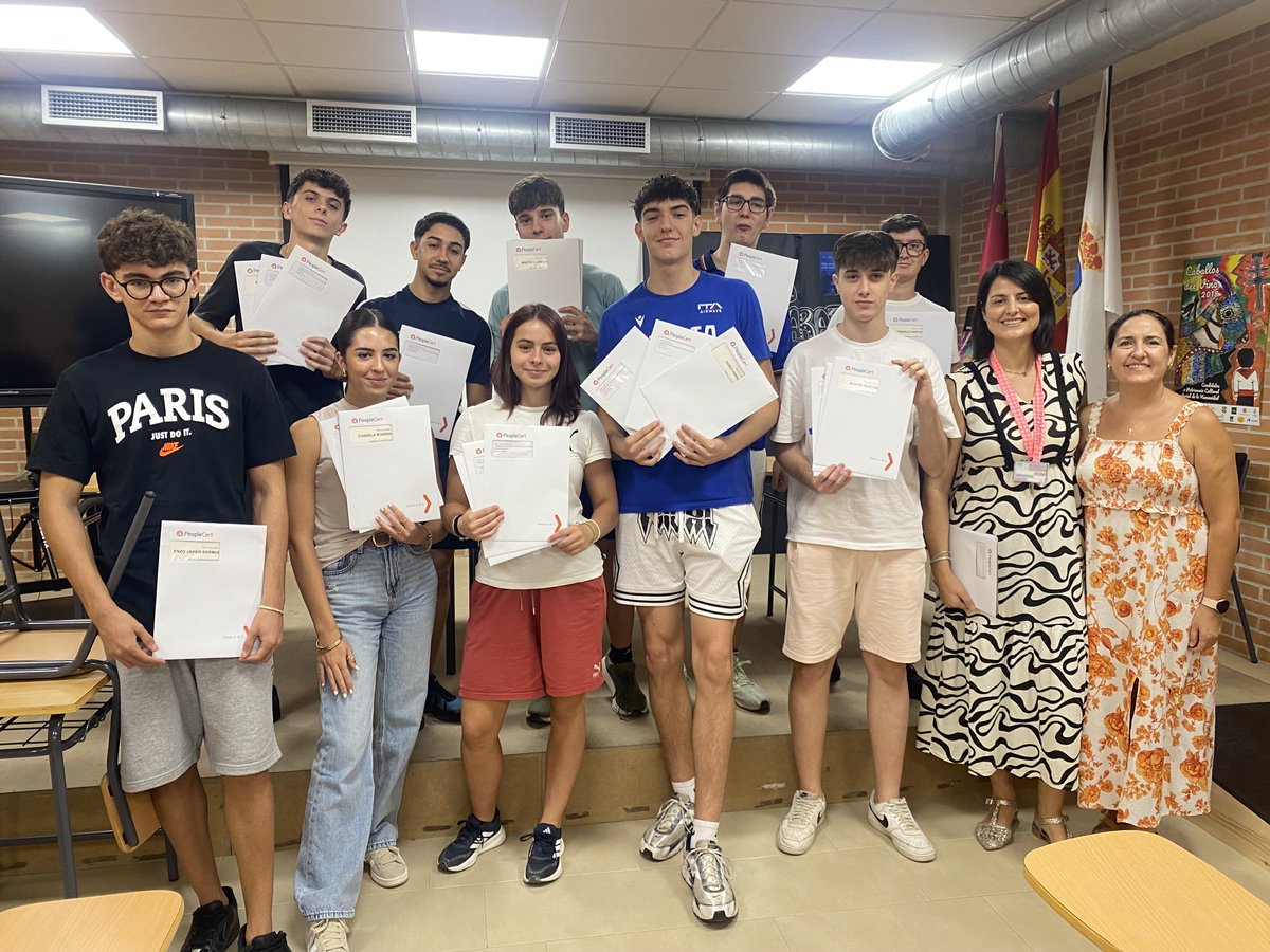 IES La Florida tweet media