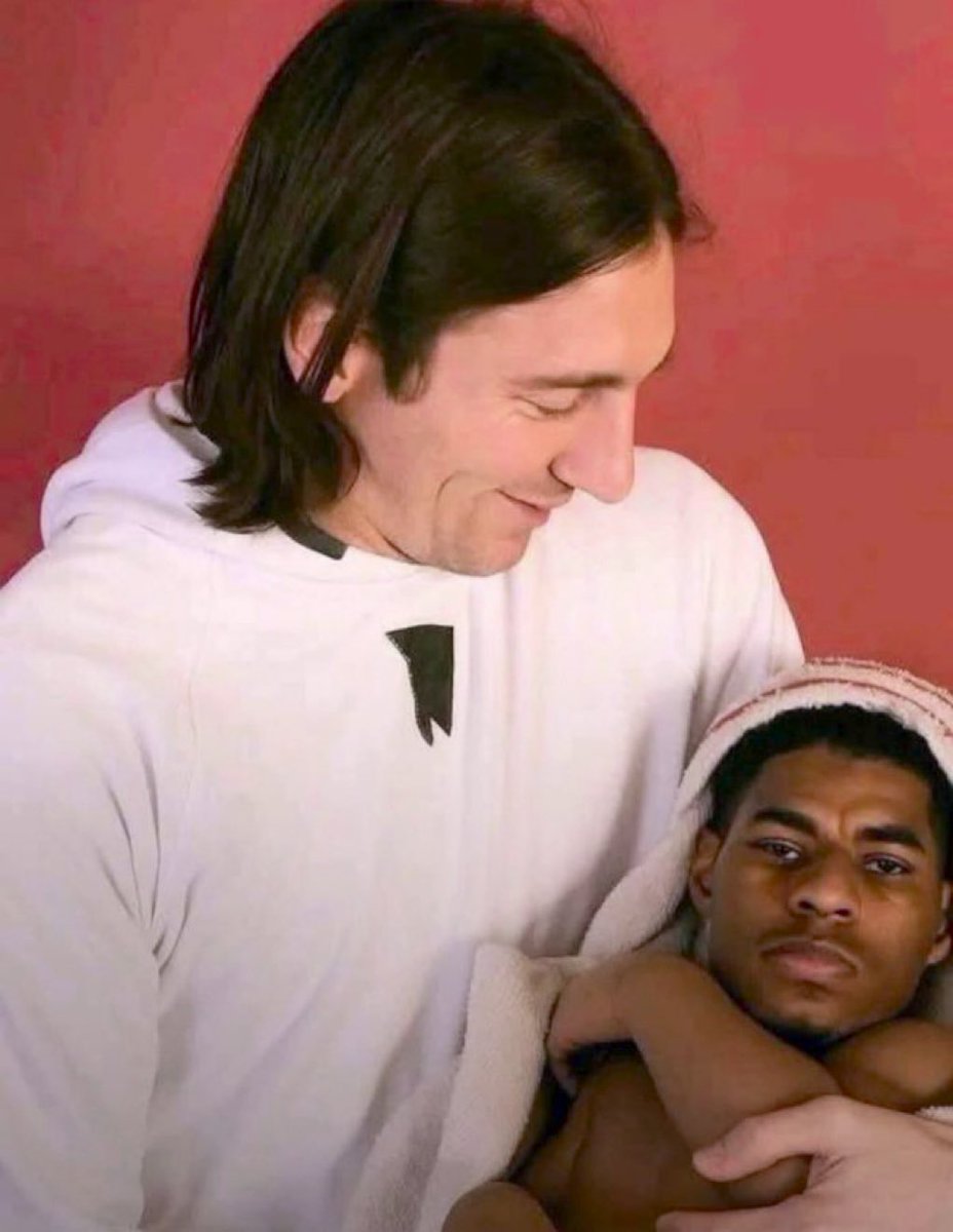 BanterBallHQ's tweet photo. @FabrizioRomano 😂🤣 https://t.co/NgRNPbX7tM