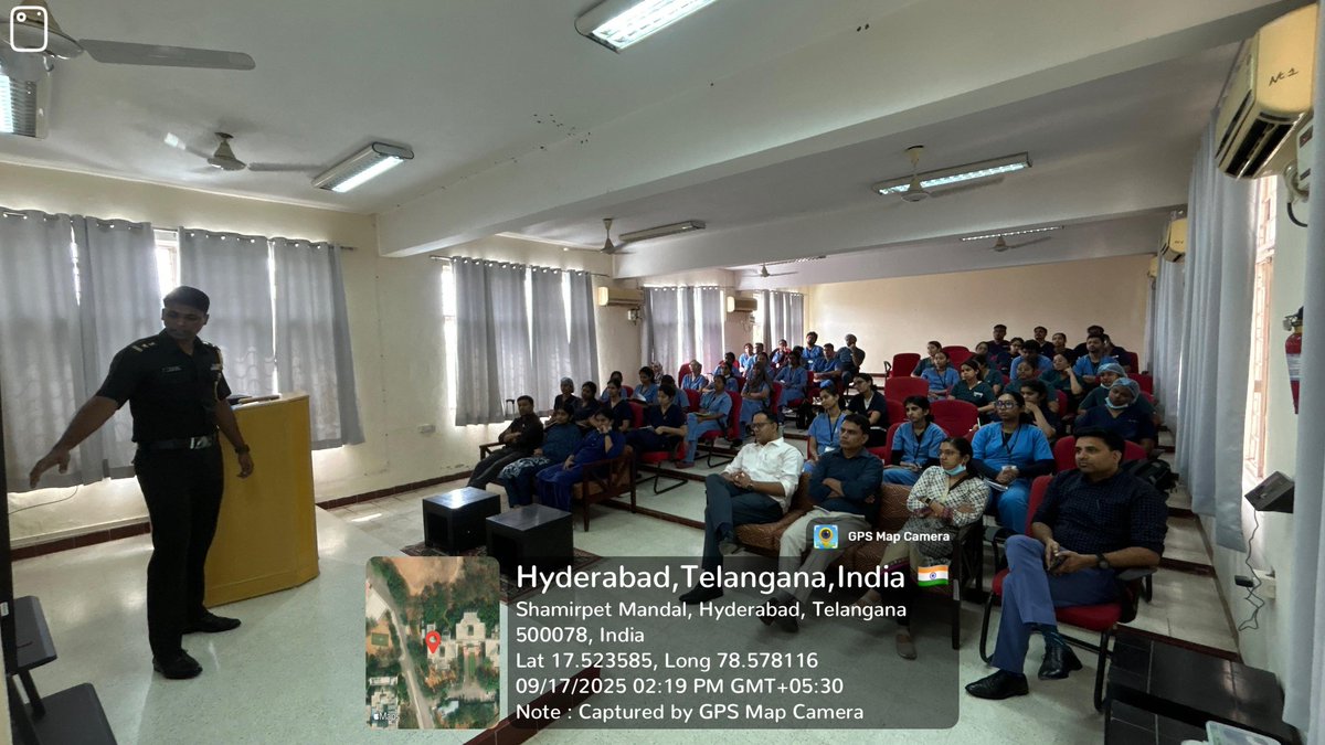 ACDSHyd's tweet image. The Dept of OMFS &amp;amp; Alumni Committee hosted a guest lecture on “Combat Maxillofacial Injuries: Evidence-based Management” by our illustrous alumnus Dr Lt Col S. Jayanth Perumal on Sept 17. He shared advanced insights on trauma care, esp. tissue management in gunshot injuries.