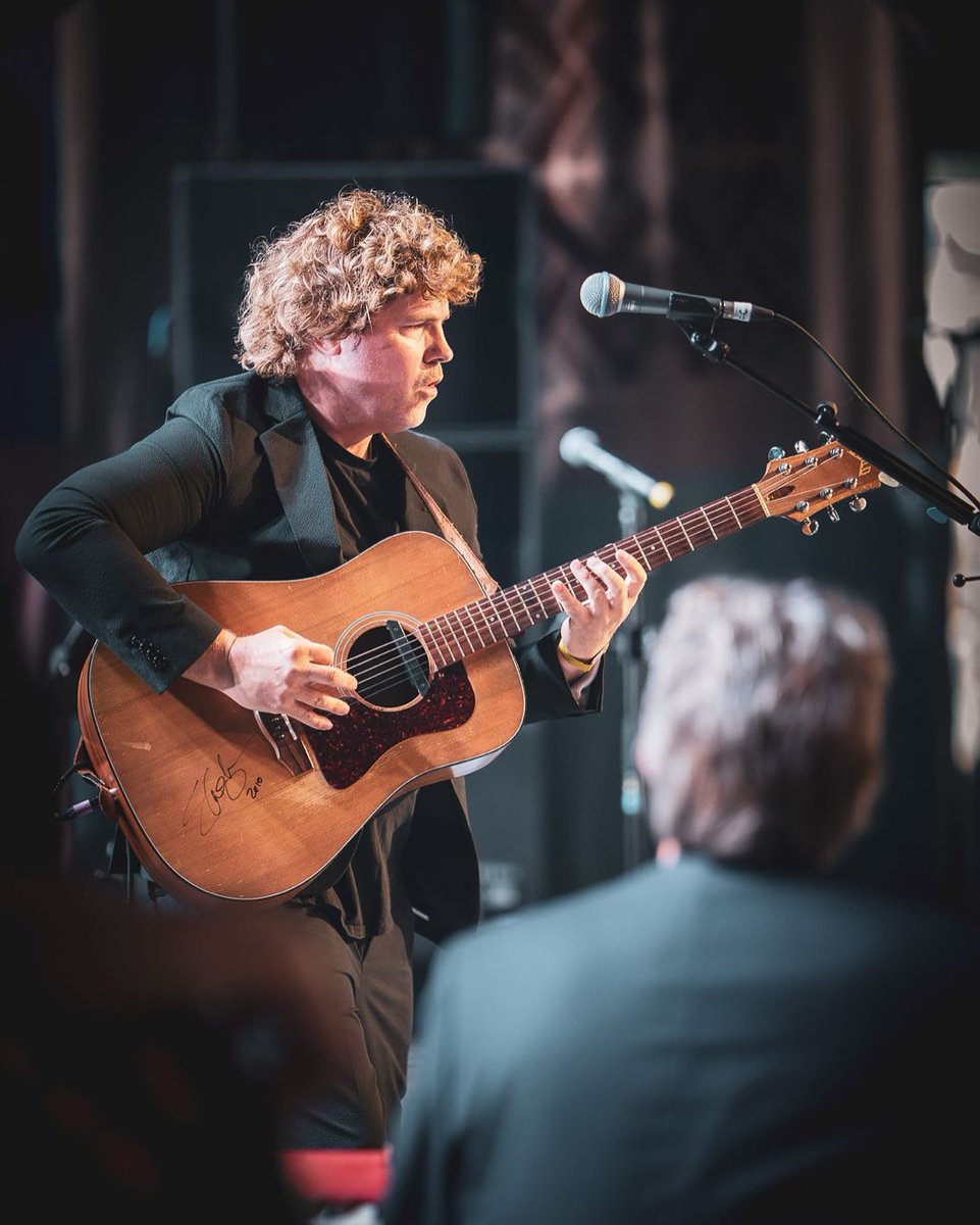 Jasper Steverlinck, yıllar boyu rock sahnesinden taşıdığı benzersiz sesiyle bu akşam <a href="/ZorluPSM/">Zorlu PSM</a> %100 Studio'da 🎤

Kapılar 20:00’de açılıyor, konser 21:30’da başlıyor. Bu gece, rock ruhunu farklı bir tonda hissetmek isteyenler için biletler <a href="/biletinial/">Biletinial</a>'da.

biletinial.com/tr-tr/muzik/10…