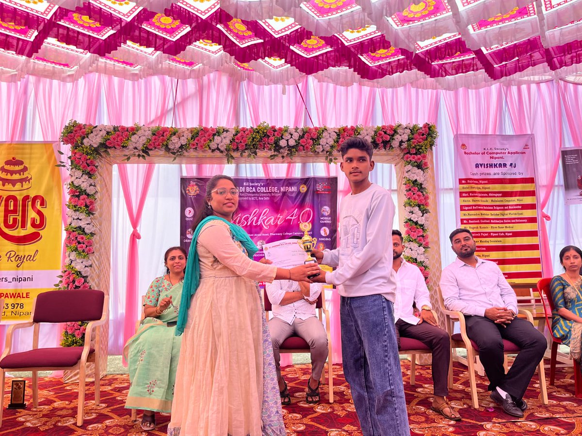 KLE_bca_nipani's tweet image. Congratulations to our Solo Gaming Event Winners 

Your gaming spirit and skills made Avishkar 4.0 more thrilling and unforgettable! 

Winners 

First place 
Mr. Mohammad Mizan of Basavjyoti PU College,Examba

Second place
Mr. Aman Naik of Sadhana Junior College, Gadhinglaj