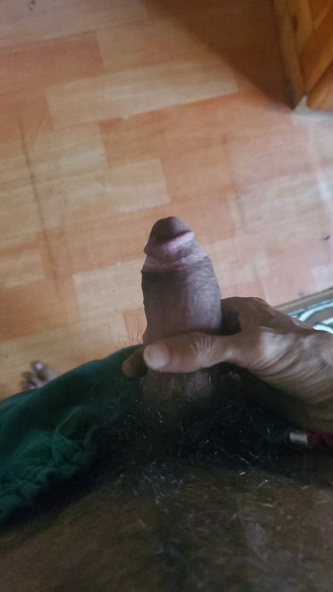 الذي في صنعاء قريب  من السنيه تعال خاص