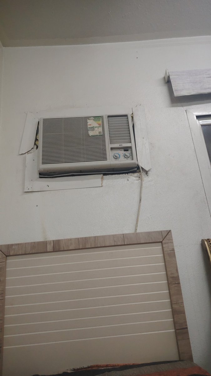 نشتري الاثاث المستعمل بالرياض 0506624296 طش الأغراض التالفة ونقل العفش بجميع أحيا الرياض 0506624296