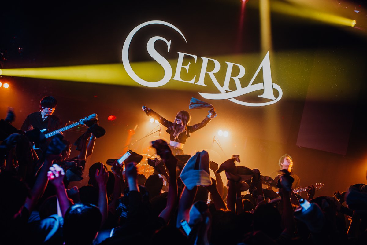 【いよいよ来週‼️】
SERRA 1st Album『Dawn Light』Release Tour
2025.9. 28 (Sun) 今池3STAR

◤バンドメンバー◢  L⇄R
Bass：KYOYA (<a href="/kyo_mus/">kYoYA</a>)
Drums : 佐藤俊哉 (<a href="/drumninaritai/">佐藤 俊哉/Toshiya Sato</a>)
Guitar：hidë (<a href="/hdyt_gt/">hidë</a>)

🎫チケット
◼︎TIGET 
tiget.net/events/421492
◼︎e＋
eplus.jp/sf/detail/4384…