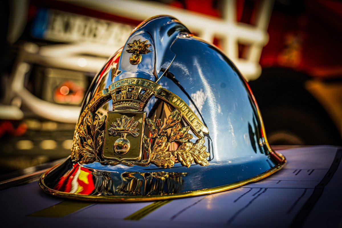#JournéesDuPatrimoine 
Et vous, connaissez-vous l'histoire du casque des @pompiersFR ?🤔

🔗sdis84.fr/internet/w84_1… 👇