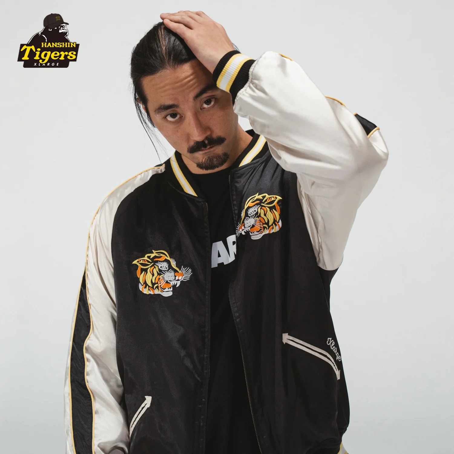 グ*ー様 Hanshin Tigers スカジャン ブラック・シルバー グ*ー様 Hanshin Tigers スカジャン ブラック・シルバー