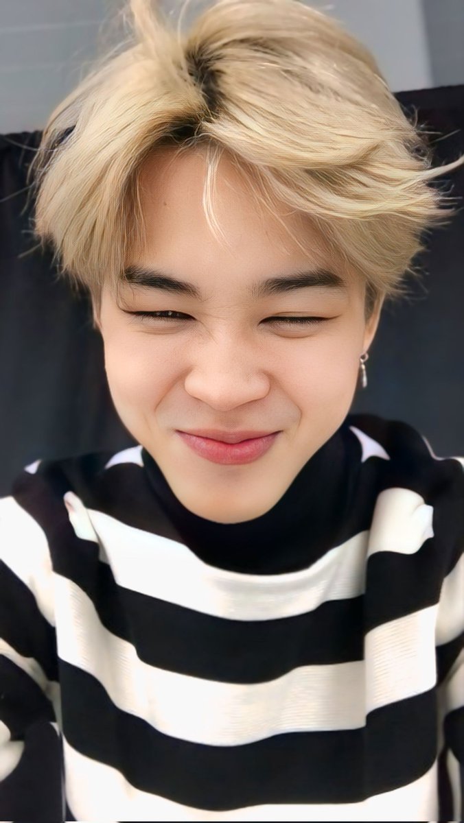 linedojimin's tweet photo. @JeonIronman_ Meu fofinho https://t.co/u5bOJH2r69