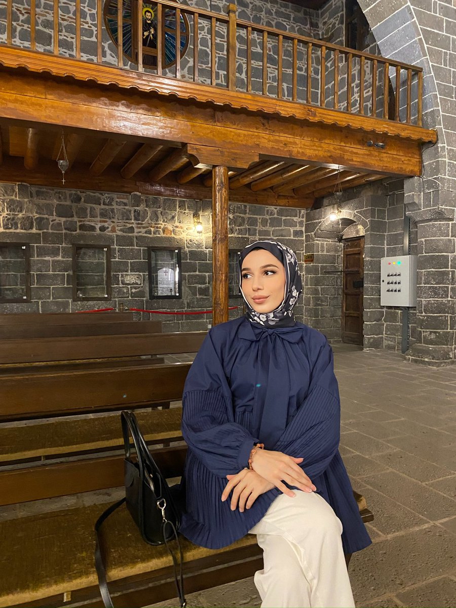 #yeniprofilresmi̇ 
Herkes en sevdiğim fotoğrafı paylaşıyormuş 

şu sıralar en sevdiğim fotoğrafım olabilir 🫠