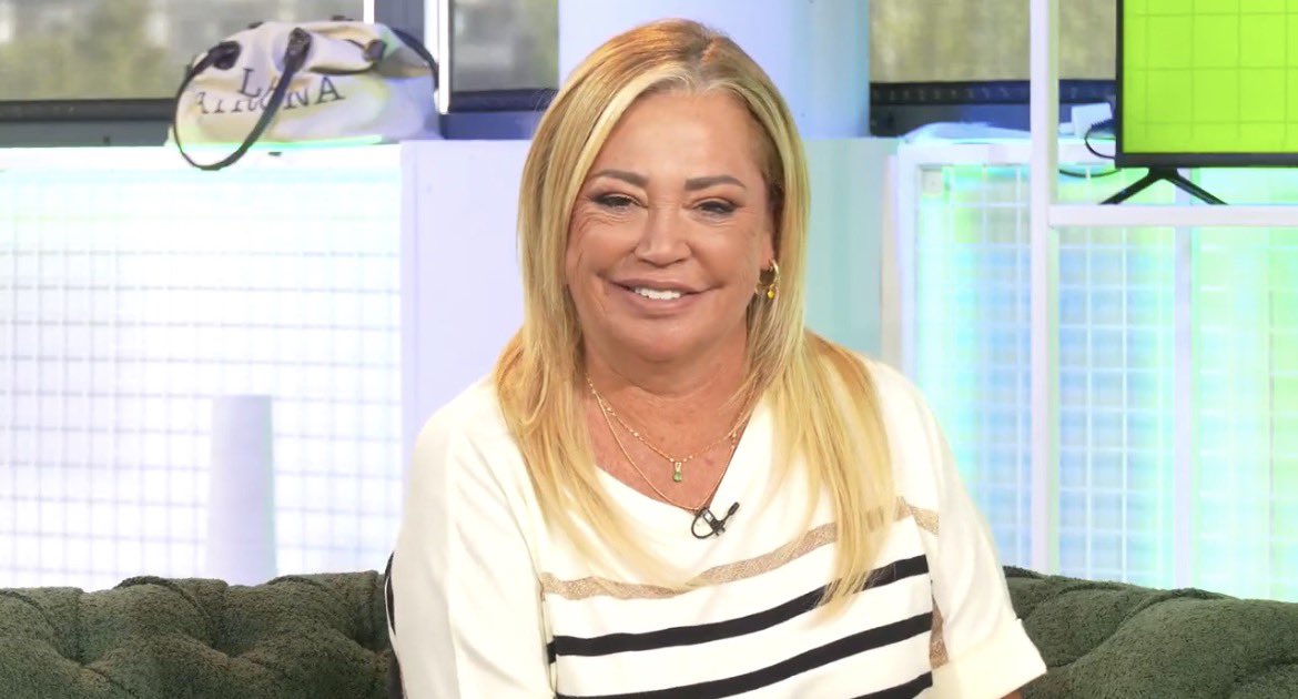 De verdad que me encanta cuando Belén viene en el mood enfadada mirando a la cámara fijamente respondiendo a todo el mundo y dándonos salseo estando pegados a la pantalla. La podréis odiar, pero de vez en cuando da unos momentazos que son de agradecer ❤️ #NoSomos19S