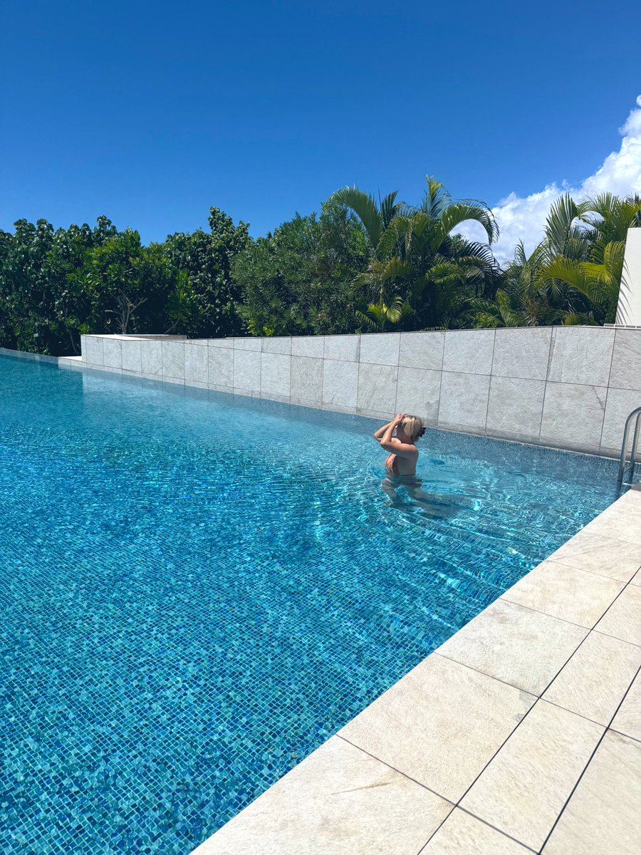 mihosinger's tweet image. 遅めの夏休み☀️
大好きな宮古島に行ってきたよー🏝️✨
シュノーケルでウミガメに会えたし、まもるくんにも会えたし、やっぱ大好きな場所💕
機会あって居酒屋さんでお歌も歌わせていただきました🎤
運転もたくさんしたー🚗❤️
