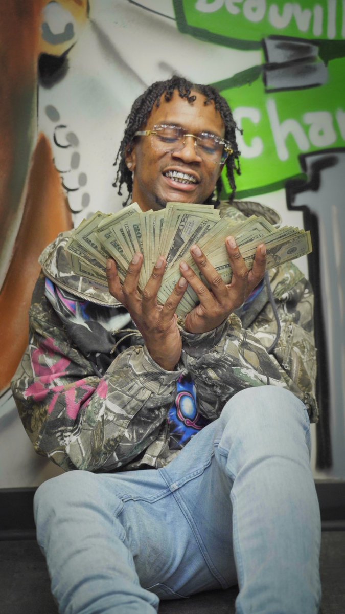 5600god's tweet photo. Use To Have To Grind For This Sh!t DON’T Call Me Lucky…🍀 ⛷️😶🌫️ #RBL #CBS #Free🐔 #FreeNoCap https://t.co/wZJw9YZbWY