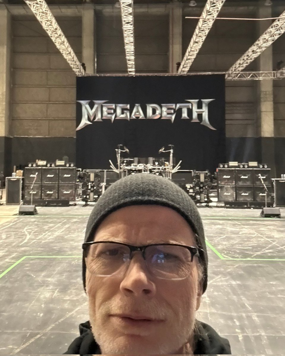 DaveMustaine's tweet image. Here we go! #rehearsals