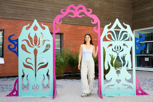 New Artworks Installed at West Middlesex Hospital
Pieces by three female artists refresh permanent collection chiswickw4.com/default.asp?se…