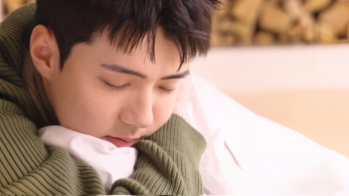 بالاخره این 55555 سال هم تموم شد و ما زنده موندیم!
بهت تبریک میگم اَبَر انسان 🧡
WELCOME BACK SEHUN
#SEHUNiverseReturns
#여전히세훈이편