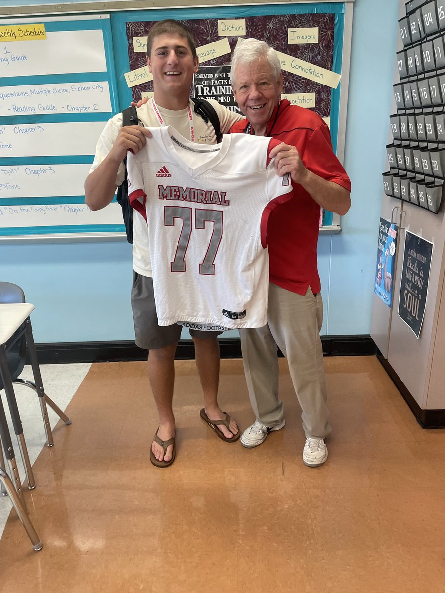 coachjacktv's tweet image. Always great to honor the great teachers we have here at Memorial High School!  #TheStandard