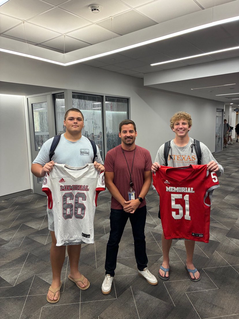 coachjacktv's tweet image. Always great to honor the great teachers we have here at Memorial High School!  #TheStandard