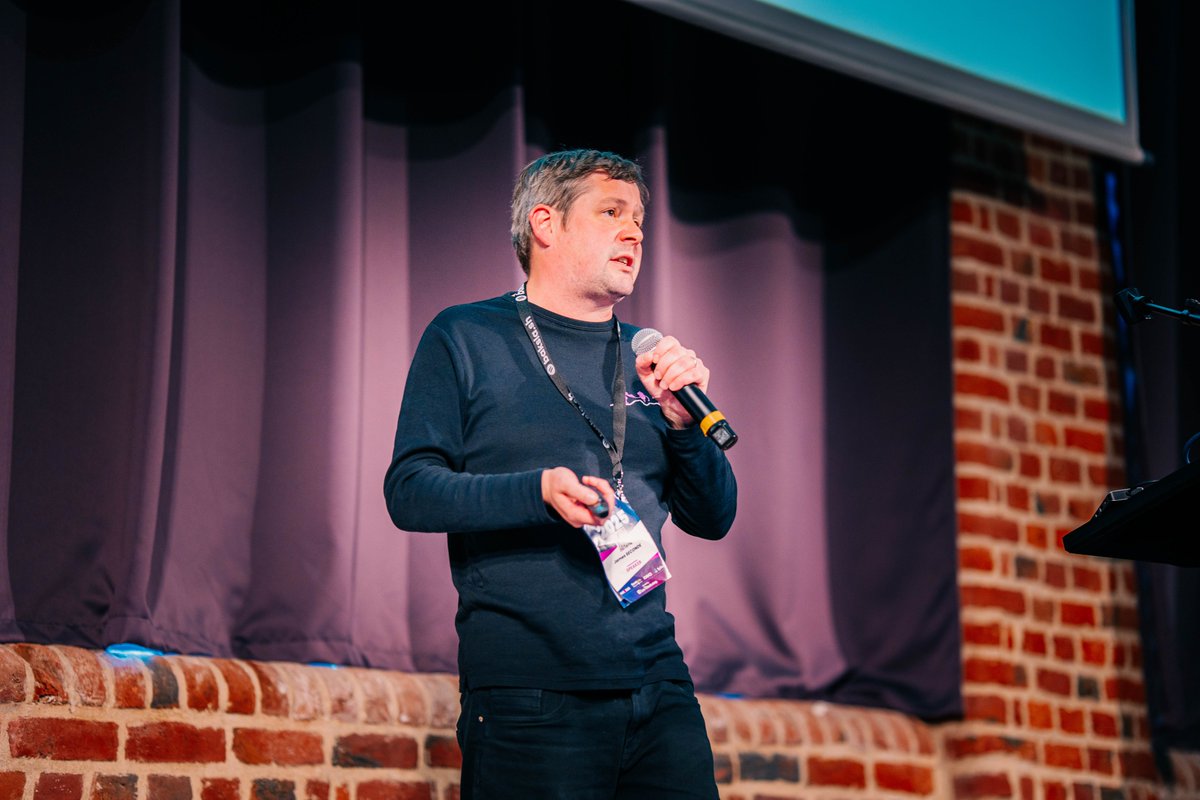 ApiPlatform's tweet image. Live at #APIPlatformCon 2025: talks by @devgirl__ and James Seconde