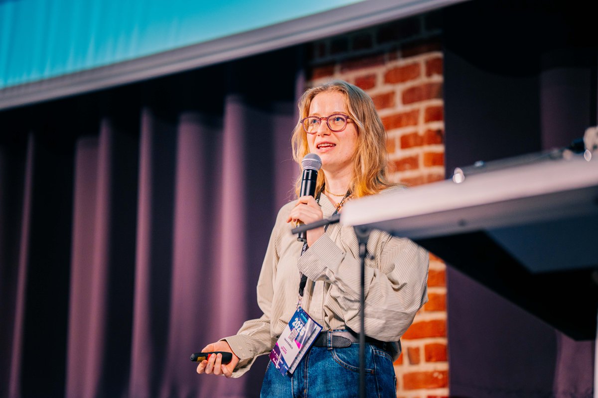 ApiPlatform's tweet image. Live at #APIPlatformCon 2025: talks by @devgirl__ and James Seconde