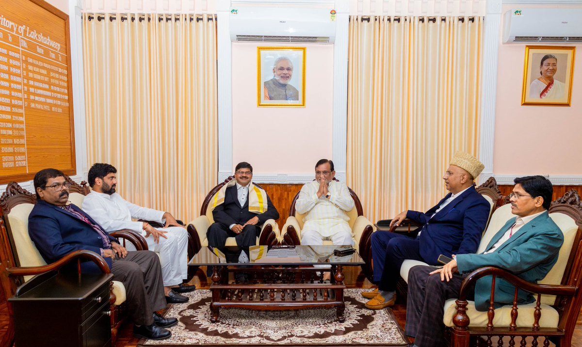 prafulkpatel's tweet image. Extended a heartfelt welcome today to the Parliament Committee on Information and Communication Technology Management, Rajya Sabha. The Chairman and distinguished members added immense value through their thoughtful participation, making the engagement truly inspiring.