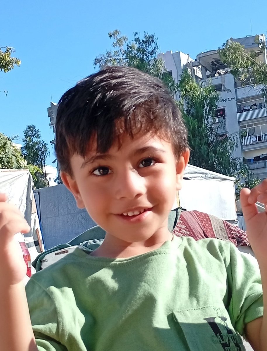 No donations in 2 days for this campaign feature in <a href="/ll4gaza/">lifeline4gaza.com</a>'s website. Little Tamim in the picture below, and his family need our support to afford living expenses while they can't leave #Gaza. Pls share and contribute if you are able 🙏
gofund.me/0b8349ab7