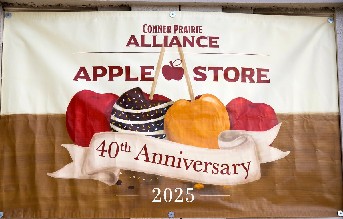 AppleStoreCP's tweet image. 🍎✨ The @ConnerPrairie Alliance recently cut the ribbon on the newly renovated Apple Store kitchen! This beautiful update was made possible thanks to the dedication, generosity, and hard work of Alliance members, patrons, and friends.

#AppleStoreAtCP #ConnerPrairie