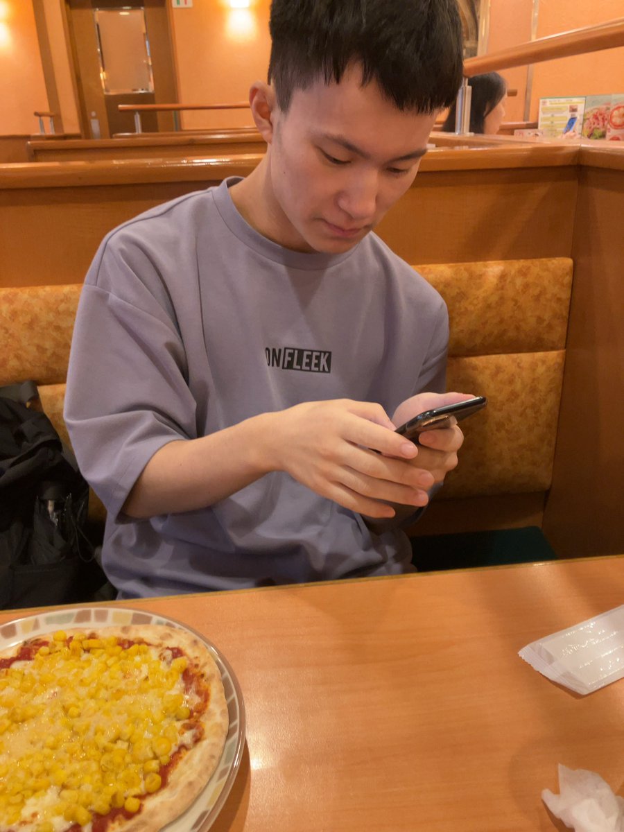 あらたの舞台観て、サイゼ行って、久しぶりにデュエマした一日