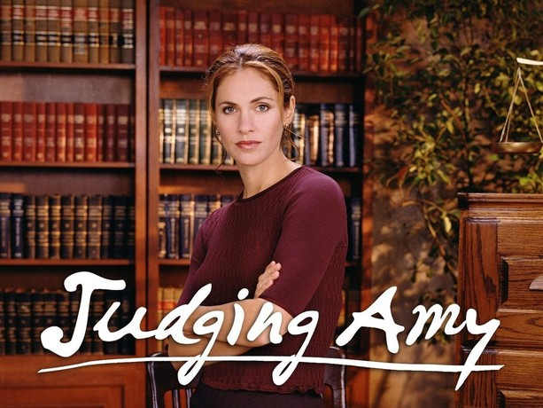 k50cullen's tweet photo. In 1999 and 26 Years Ago, #JudgingAmy premiered on @CBS on this day RT and Like if you love and miss this show (@AmyBrenneman, @richjonesactor, @tynedalyonline, @jesstuck, @JillArmenante, @KevinRahm, @Omundson, https://t.co/9qDys1deGd