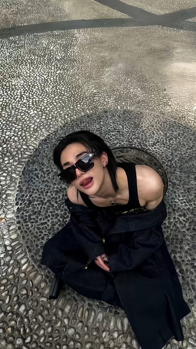 https_alxhwang's tweet image. ⌒ㅇ⏜.
 ˑ ⊹   ׅ  Alex 황 ❜  
  ׅㅤׄ—|— Things change, people      
                  change.
                  Everything change ° × . 
     ˑ ⊹    ° ×  ﹗! I said what I said.⌒⏜