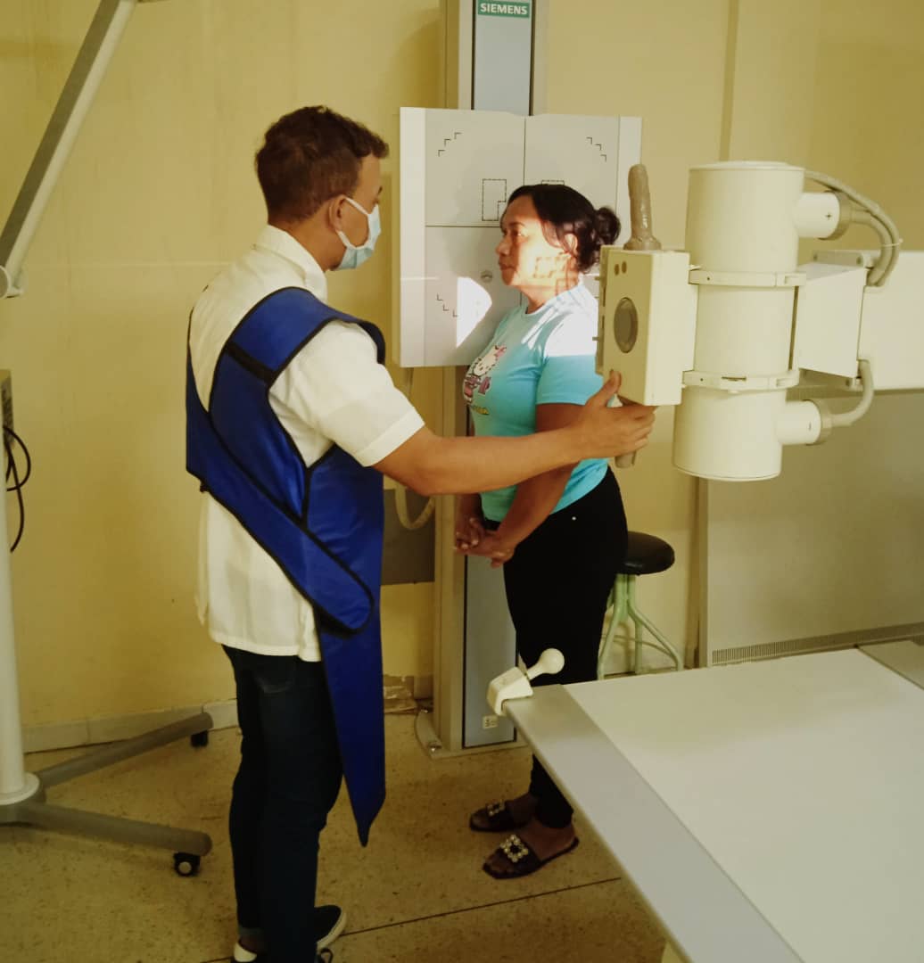 Más que médicos, serán celosos guardianes de lo más preciado del ser humano; apóstoles y creadores de un mundo más humano.” #20AniversarioHenryReeve#CubaCoopera <a href="/cubacooperaven/">Brigada Médica Cubana en Venezuela</a> <a href="/MINSAPCuba/">Ministerio de Salud Pública de Cuba</a> <a href="/japortalmiranda/">José Angel Portal Miranda</a>