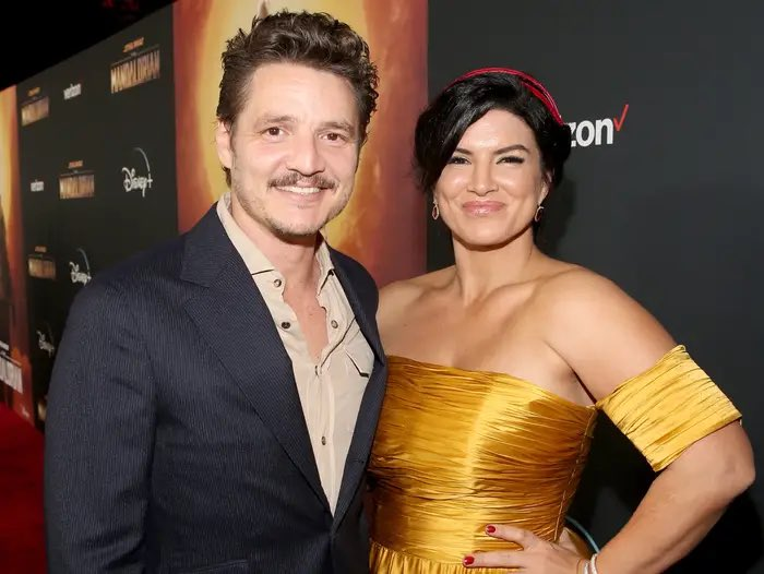 🚨CANCELACIÓN EN PROCESO🚨
Le están dando con un palo a Pedro Pascal por hipócrita.
Resulta que salió a bancar públicamente a Jimmy Kimmel después de que le congelaran el programa por el drama de Charlie Kirk
👉 Dijo: “Estoy contigo”.

Pero la gente no se olvida: cuando su