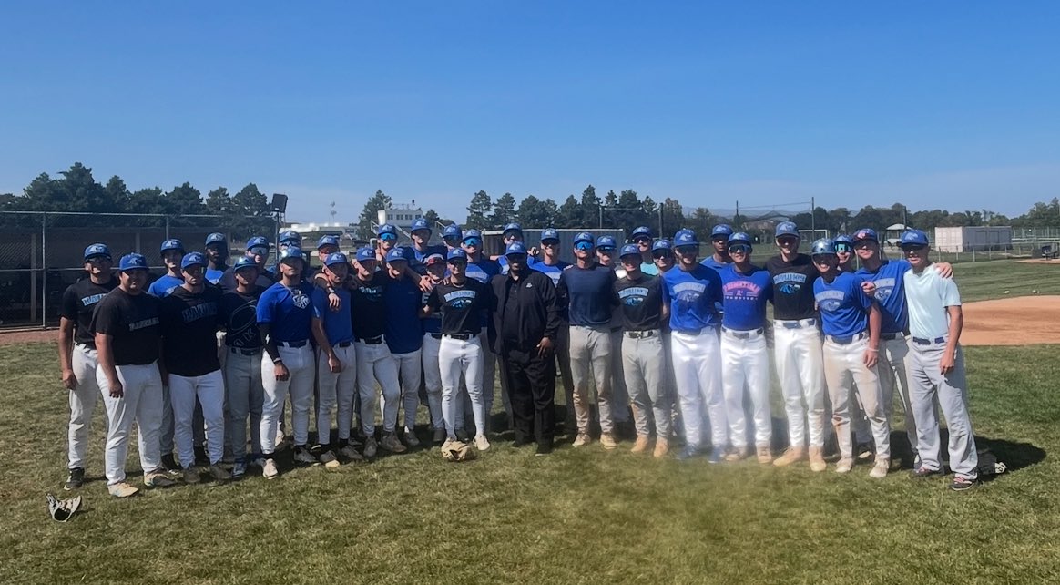 _HarperBaseball's tweet photo. Shout out @NuffCed86 for coming out and meeting the team! We are excited to have you lead our athletic department, and be a huge piece to our success on and off the field 🦅 https://t.co/f1ubzhNiTf