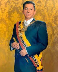 Drwandradee's tweet photo. Con los #Forajidos a @LucioGutierrez3 lo botamos por tomarse la @CorteNacional nombrando la #pichicorte, HOY @DanielNoboaOk se apresta a tomarse todo el poder judicial con la complicidad de la mayoría gobiernista: @AndresFantoniB @davidroserow 
@VerdezotoJoha 
@JazminEnriquezC nombrando a los ternados allegados al gobierno: @MarioGodoyEc @ivonneabogada #FabiánFabara con los que se vulnerará la independencia judicial interna y externa, nombrando jueces y fiscales express, condicionando y separando a los que les son incómodos a pretexto de evaluaciones en el marco de una “emergencia judicial”. 

✍️Quito y el Pueblo 🇪🇨 lo permitirá? 

#ConGodoyNoVoy 
#CasoPendrive 
#ParoNacionalEcuador