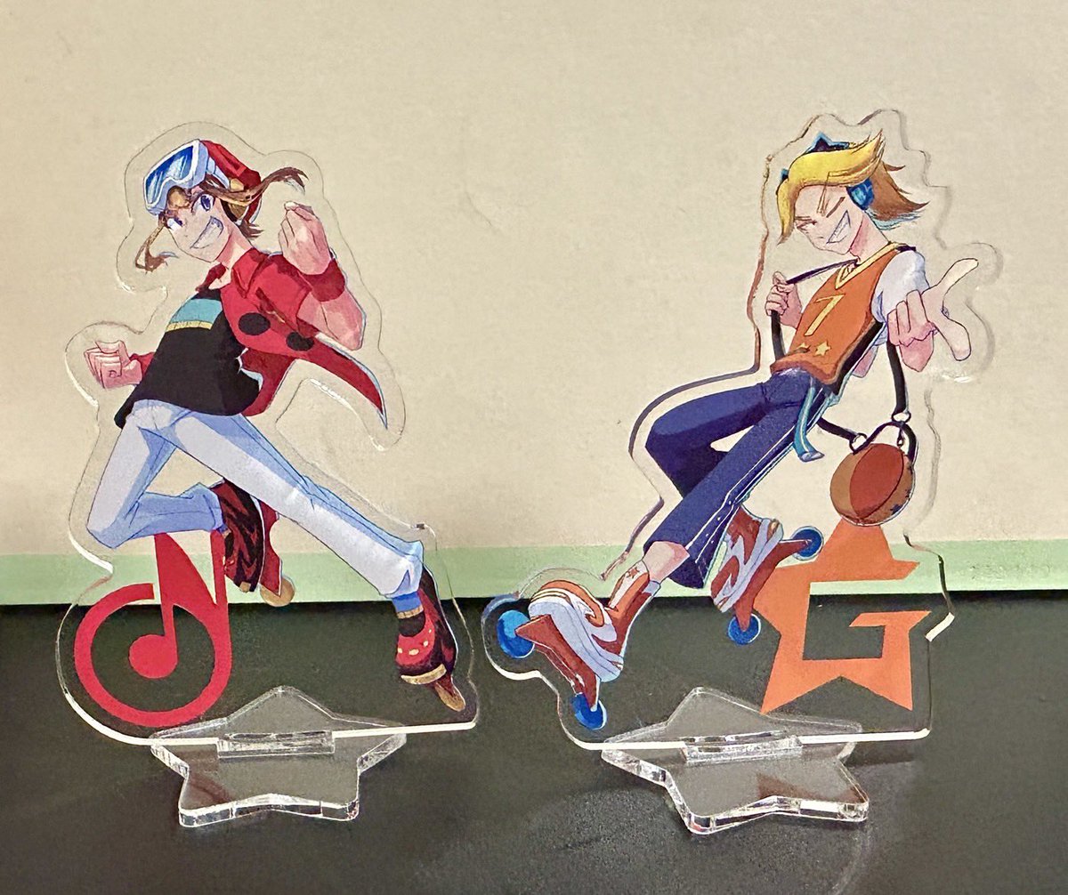 うちの子アクスタノト君とガラ君届いた〜💕