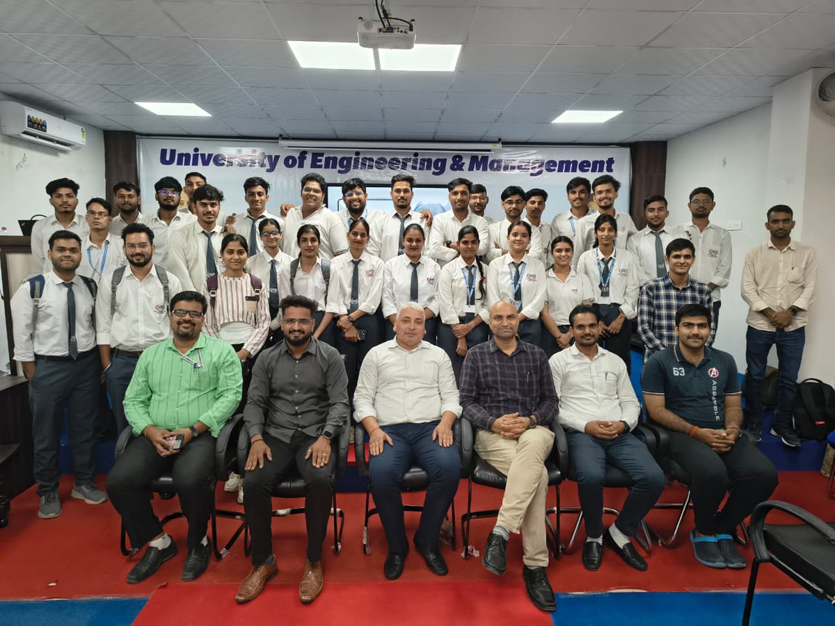 mindroot_india's tweet photo. 🧠✨ Mental Health Awareness at UEM Jaipur ✨🧠
#MindrootFoundation #MentalHealthMatters #MentalHealthAwareness #BreakTheStigma #MindWellbeing #UEMJaipur #StudentMentalHealth #ChopalInitiative #Psychiatry #Psychology #mentalhealthadvocate #mentalhealth https://t.co/ngVkFlVsTm
