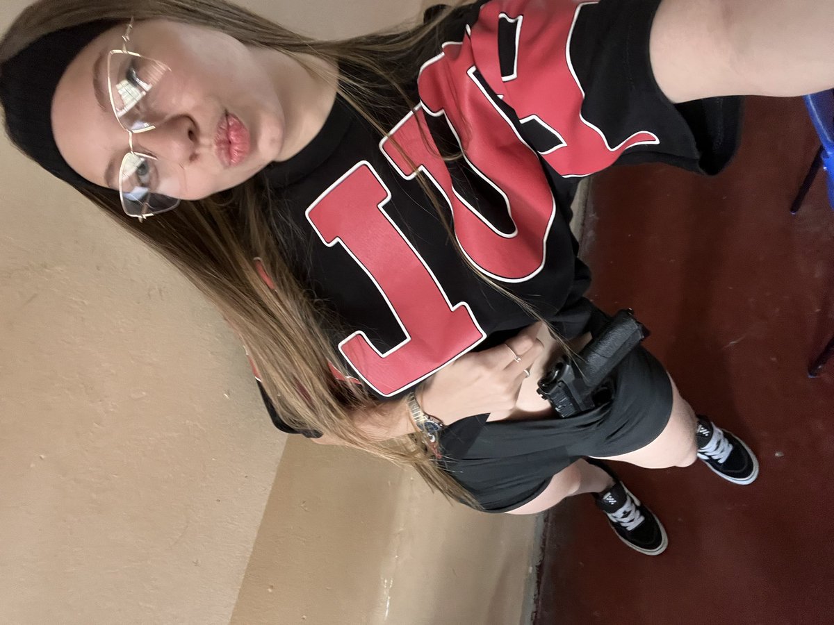 pode ir amor vai la com as suas amigas