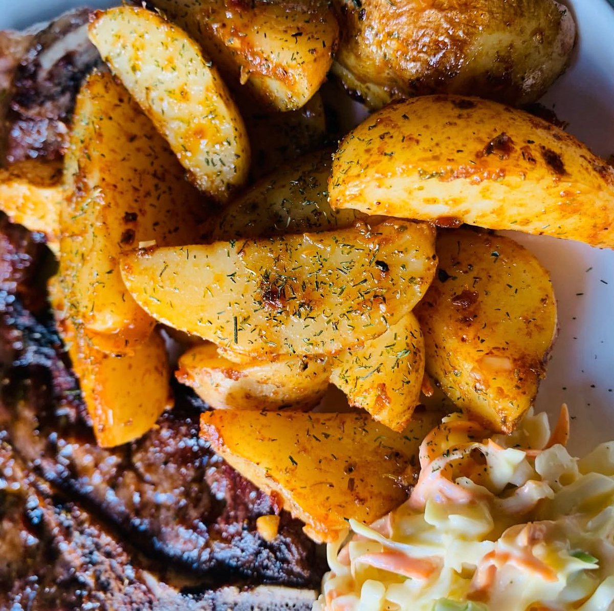 septoberfest's tweet photo. What’s a Summer Dream without flavor? 😋
This year, we’re bringing you @ukutenda — serving up the plates that keep the energy alive from first beat to final drop. 🎶🔥

📅 Sept 27
📍 Chita Gardens
🎟️ Pre-Sale Tickets: K200

Pull up hungry, leave with memories. 💫

#KnowYourVendor https://t.co/EPRYrlhZv9