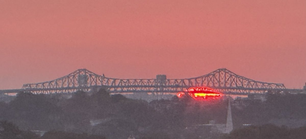 peterpayackpoet's tweet photo. #Smokey #Misty #Sunrise #daybreak #Friday
#fiery #Tobin_Bridge #Cambridge #Boston #Skyline #fresh_pond
@ericfisher
@Pamelanbcboston
@ShiriSpear
@Met_CindyFitz
@laabs
@weatherchannel
@TaniaLealTV
@NewEnglandInfo
@sarahwroblewski #followingnecn @PeteNBCBoston
@Pamelanbcboston
@growingwisdom
@boston25
@TandWToday
@WeatherNation
@Eweather13
@MichaelPageWx
@WX1BOX
@NewEnglandInfo
@Earthjustice #mawx
@OnlyInBOS @Storyful
@JimCantore @Morning_Joe
@nbcboston @VickiGrafWX
@jacobwycoff @Morning_Joe