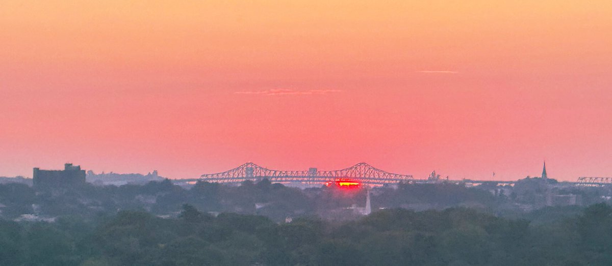 peterpayackpoet's tweet photo. #Smokey #Misty #Sunrise #daybreak #Friday
#fiery #Tobin_Bridge #Cambridge #Boston #Skyline #fresh_pond
@ericfisher
@Pamelanbcboston
@ShiriSpear
@Met_CindyFitz
@laabs
@weatherchannel
@TaniaLealTV
@NewEnglandInfo
@sarahwroblewski #followingnecn @PeteNBCBoston
@Pamelanbcboston
@growingwisdom
@boston25
@TandWToday
@WeatherNation
@Eweather13
@MichaelPageWx
@WX1BOX
@NewEnglandInfo
@Earthjustice #mawx
@OnlyInBOS @Storyful
@JimCantore @Morning_Joe
@nbcboston @VickiGrafWX
@jacobwycoff @Morning_Joe