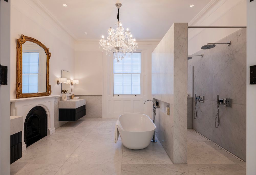 AbodeTwo's tweet image. A £10M Pimlico townhouse, once home to crime novelist Dorothy L. Sayers and where she wrote her debut Whose Body?, is on the market. The Grade II listed home blends 1840s period detail with modern luxury across 6,559 sq ft.

#LondonProperty #DorothyLSayers