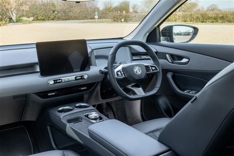 motaclarity's tweet image. MG&apos;s brand-new S5 EV is the latest addition to the #Motability Scheme 🚗⚡

Replacing the ZS EV and MG5 estate, this sleek electric SUV promises to be @MGmotor &apos;s answer to the Kia EV3 and Skoda Elroq.

We put it to the test🔗 motaclarity.co.uk/news/new-mg-s5…

#MGS5EV #MotabilityScheme