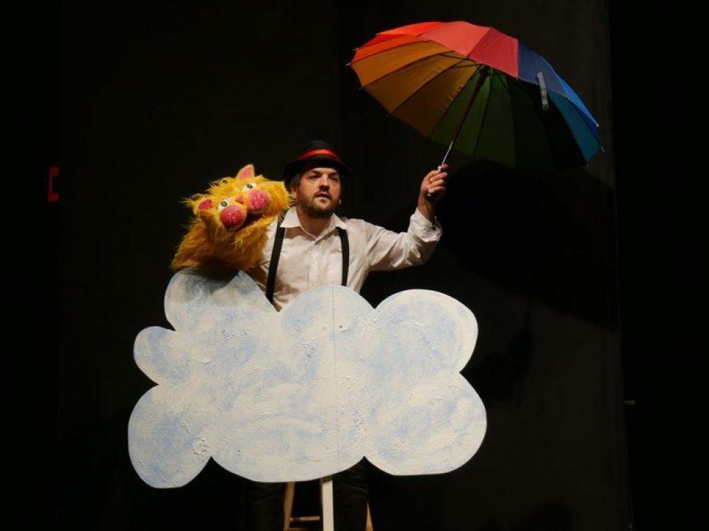 Lembrade que mañá temos unha cita cos contos na #biblioteca !!!
<a href="/BandulloAzul/">Bandullo Azul</a> contarános a extraordinaria viaxe de Fazulas, un gato moi especial 🐱
bibliotecas.xunta.gal/gl/santiago/ax…