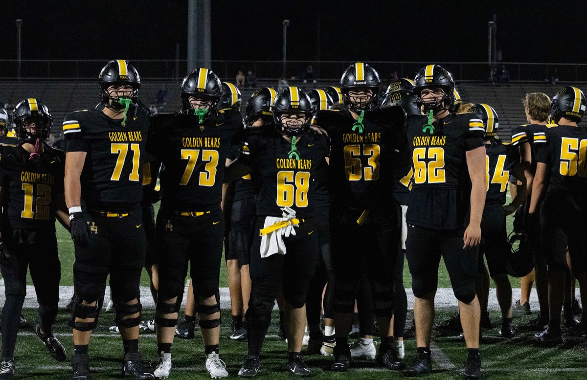 Surround yourself with those who are on the same mission as you!  #TPD Game Day Week 5 The Blockhouse