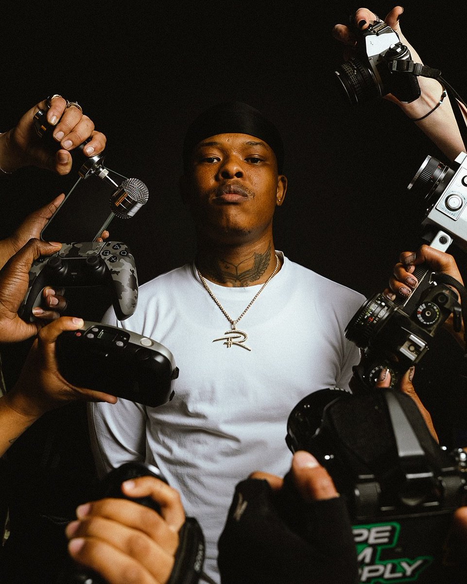 🚨🚨🚨 JUST IN

Nasty C Announces African Tour 🩵🇿🇦

🇳🇬 Abuja
🇬🇭 Accra
🇿🇦 Durban
🇺🇬 Kampala
🇸🇱 Freetown
🇳🇬 Lagos
🇿🇲 Lusaka  and many more