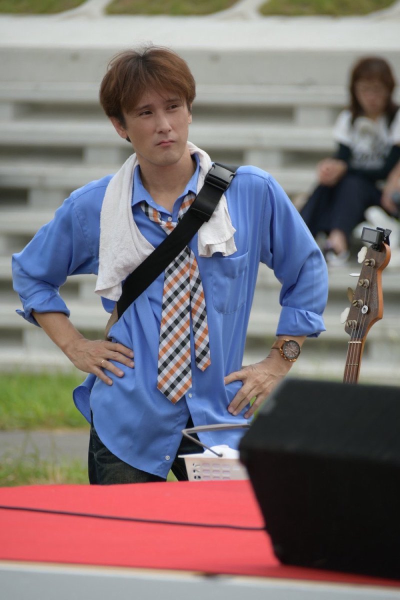 uma_xilinx's tweet image. ライブ本番前、ステージ袖
同じ顔・同じポーズで待機してるの草
何見たらその顔なる？笑笑

📍JAPAN BEEF FESTIVAL
#xilinx. #イリンクス.
📸 @wmgNb9xlKMcu5PO 

うまちゃん。　／　Mi:Ckey