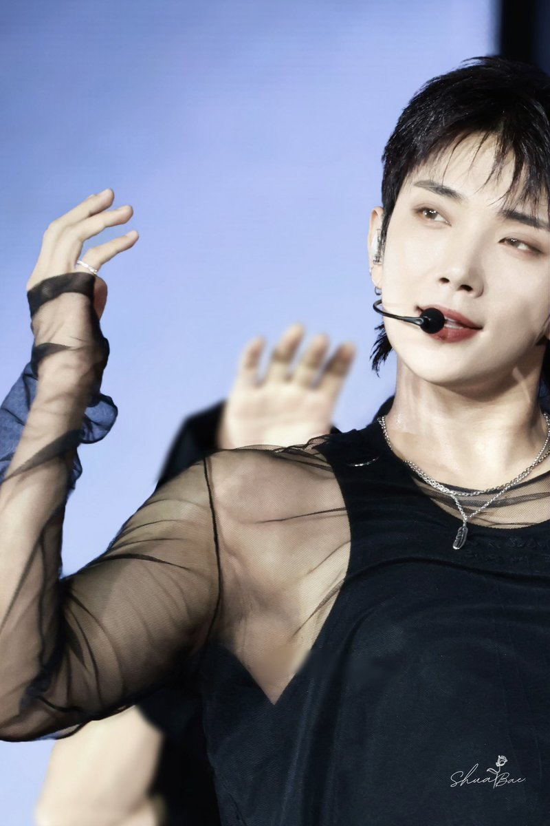 𝟐𝟎𝟐𝟓.𝟎𝟗.𝟏𝟒
𝑵𝑬𝑾_ 𝑰𝒏𝒄𝒉𝒆𝒐𝒏 🇰🇷

🕸️🖤

#SEVENTEEN #세븐틴 #JOSHUA #조슈아 #ジョシュア