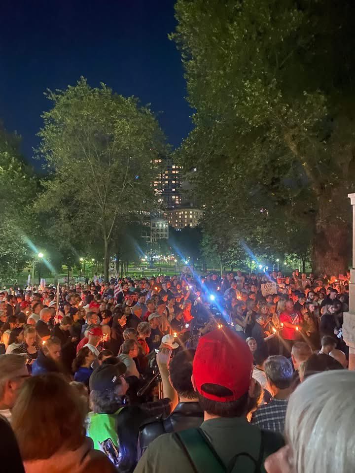 TalkMullins's tweet image. Look at the sea of people in BOSTON coming out for Charlie Kirk. Incredible. Let’s turn this into action and flip all of New England red.